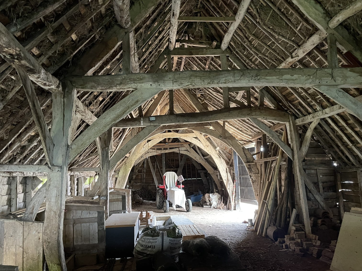 Medieval cruck frame rca