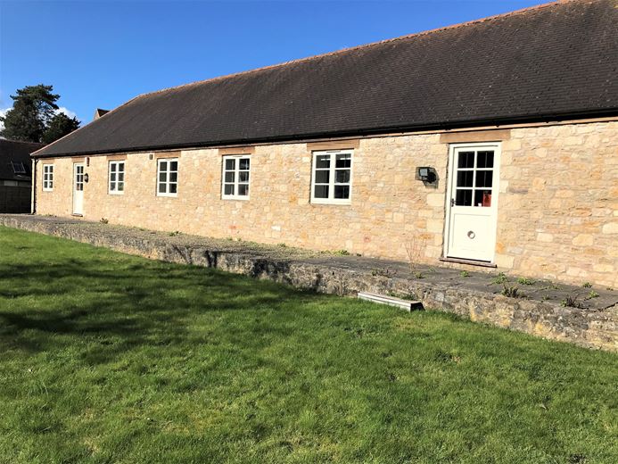 1,679.2 Sq Ft , The Cow Byre, Woodlands End BA11 - Available