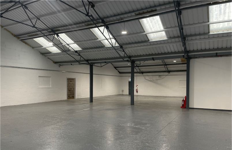 7,963 Sq Ft , Unit 1, London Road SN10 - Available