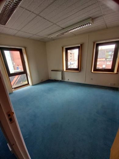 602 Sq Ft , Unit 4 Pentagon House, 52 Castle Street BA14 - Available