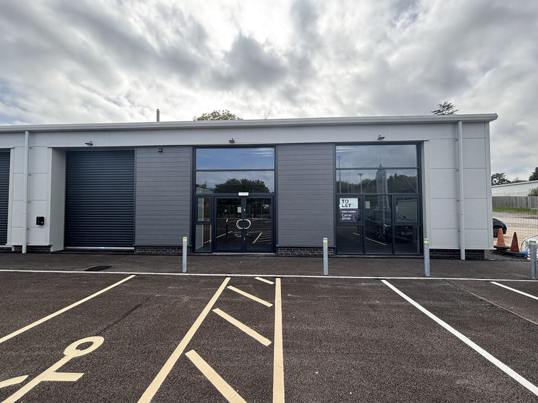 163 to 277 Sq M , Units 1-8, Tapstone Road TA20 - Available