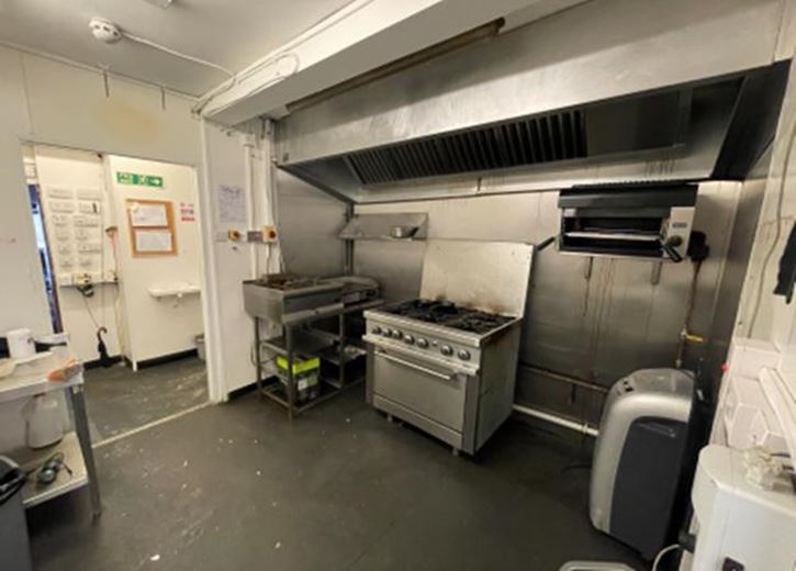 947 Sq Ft , 24 Regent Street BS23 - Sold STC