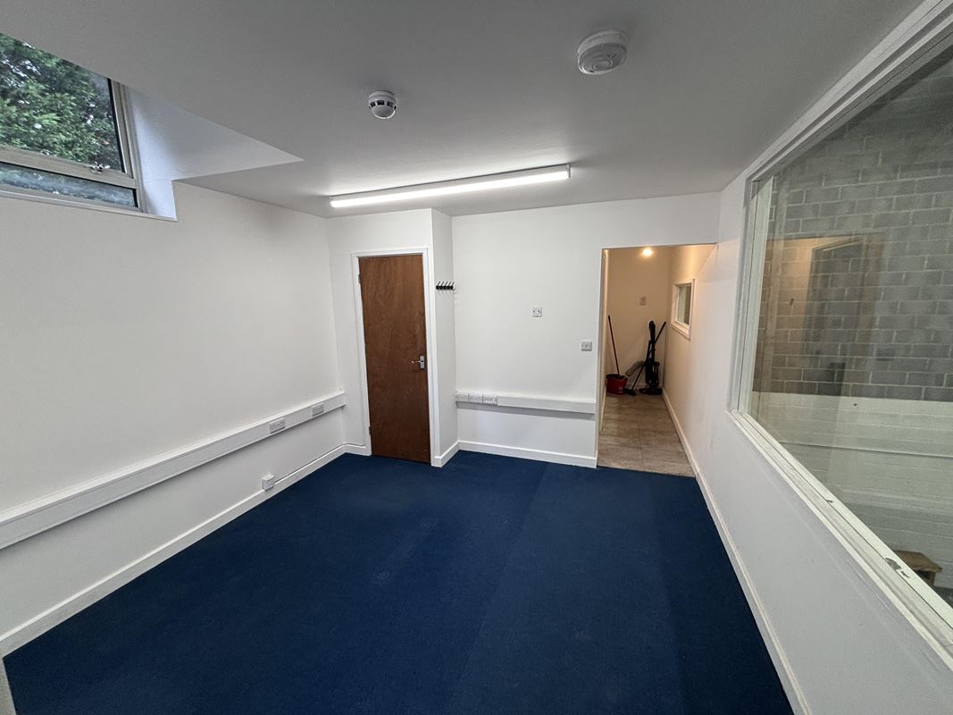 132.6 Sq M , Unit 31, Ilton Business Park TA19 - Under Offer