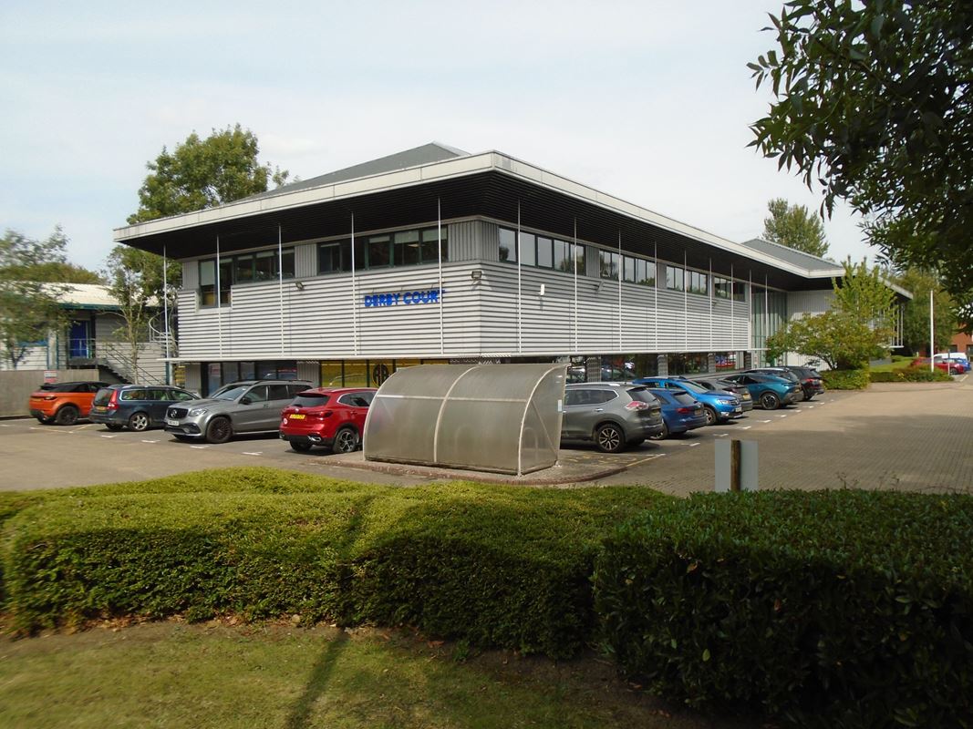 4,865 Sq Ft , Suite D3 (West Wing), Epsom Square BA14 - Available