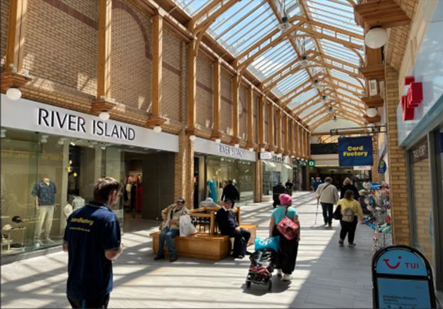 66 Sq M , Boutport Street EX31 - Available