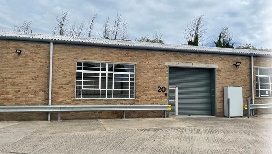 1,540 Sq Ft , Unit 20, Woodlands Industrial Estate BA13 - Available
