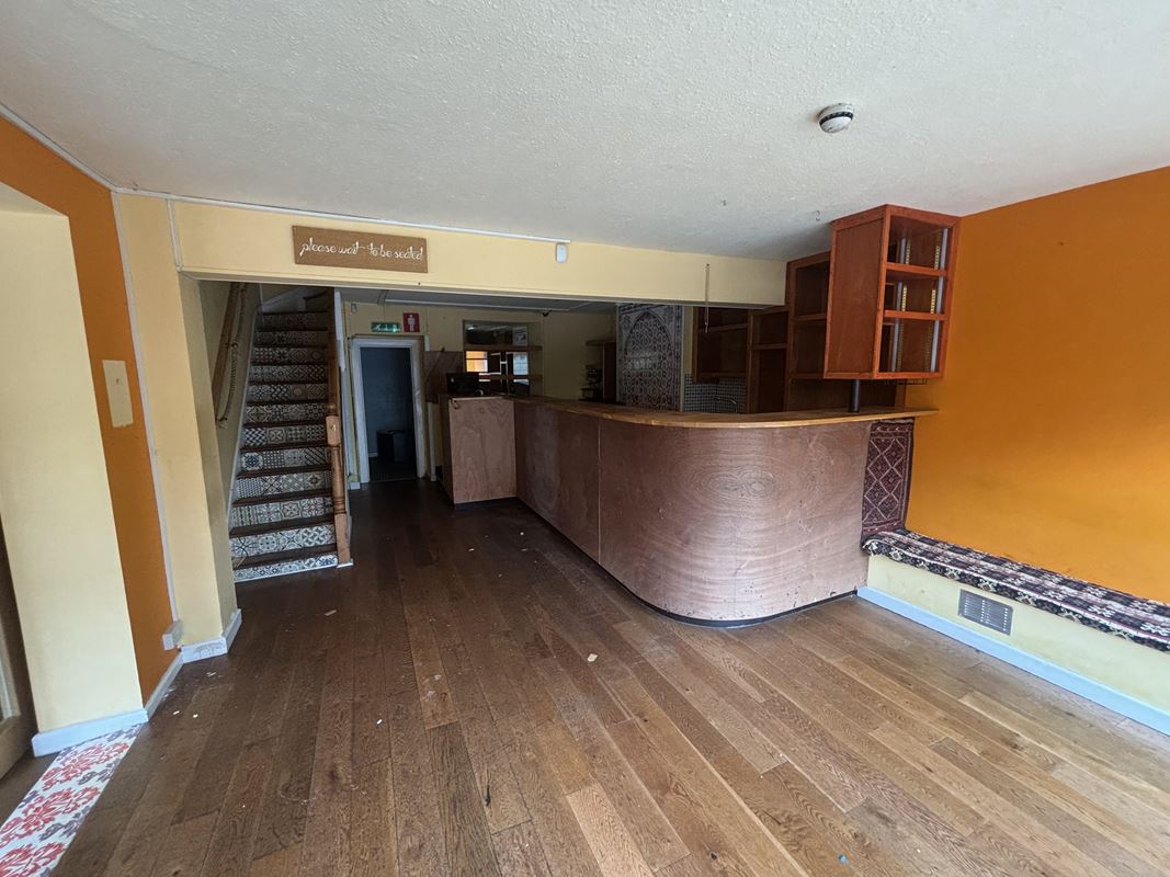  , 6-7 South Western Terrace BA20 - Available