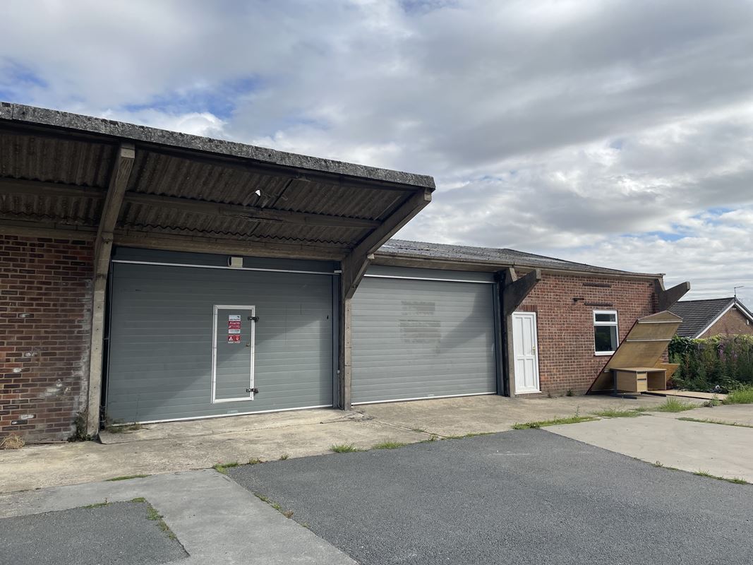 1,928 Sq Ft , Unit 3, Hookstone Park HG2 - Available