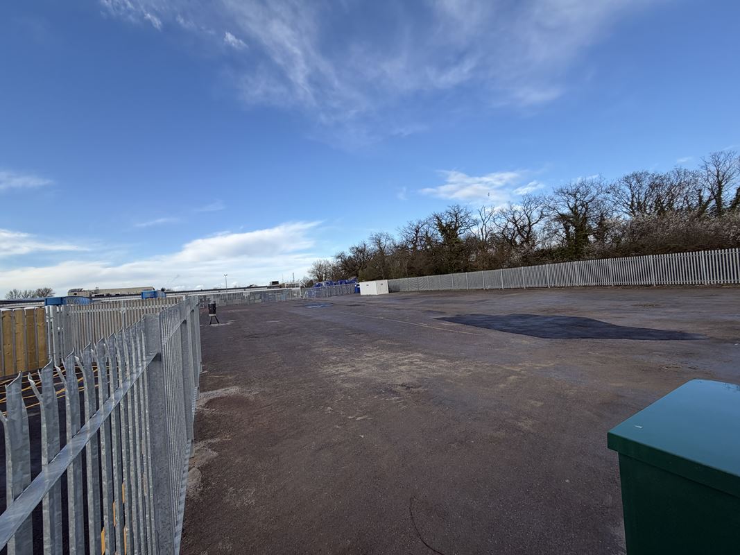 0.538 acres , Plot 2 Horsecroft Road CM19 - Available