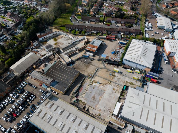 0.1 acres , Croydon CR0 - Available