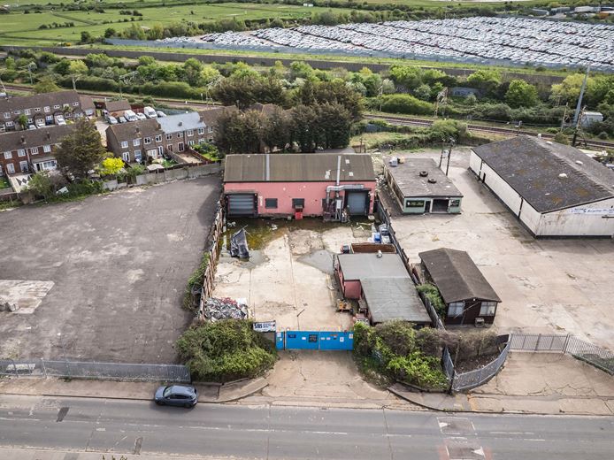 0.465 acres , Unit K, Hume Avenue RM18 - Available