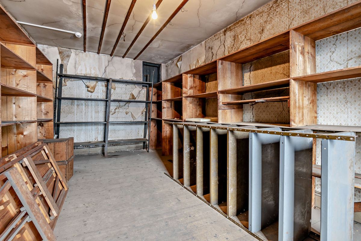 5,285 Sq Ft , 6-7 Bull Ring SY8 - Available