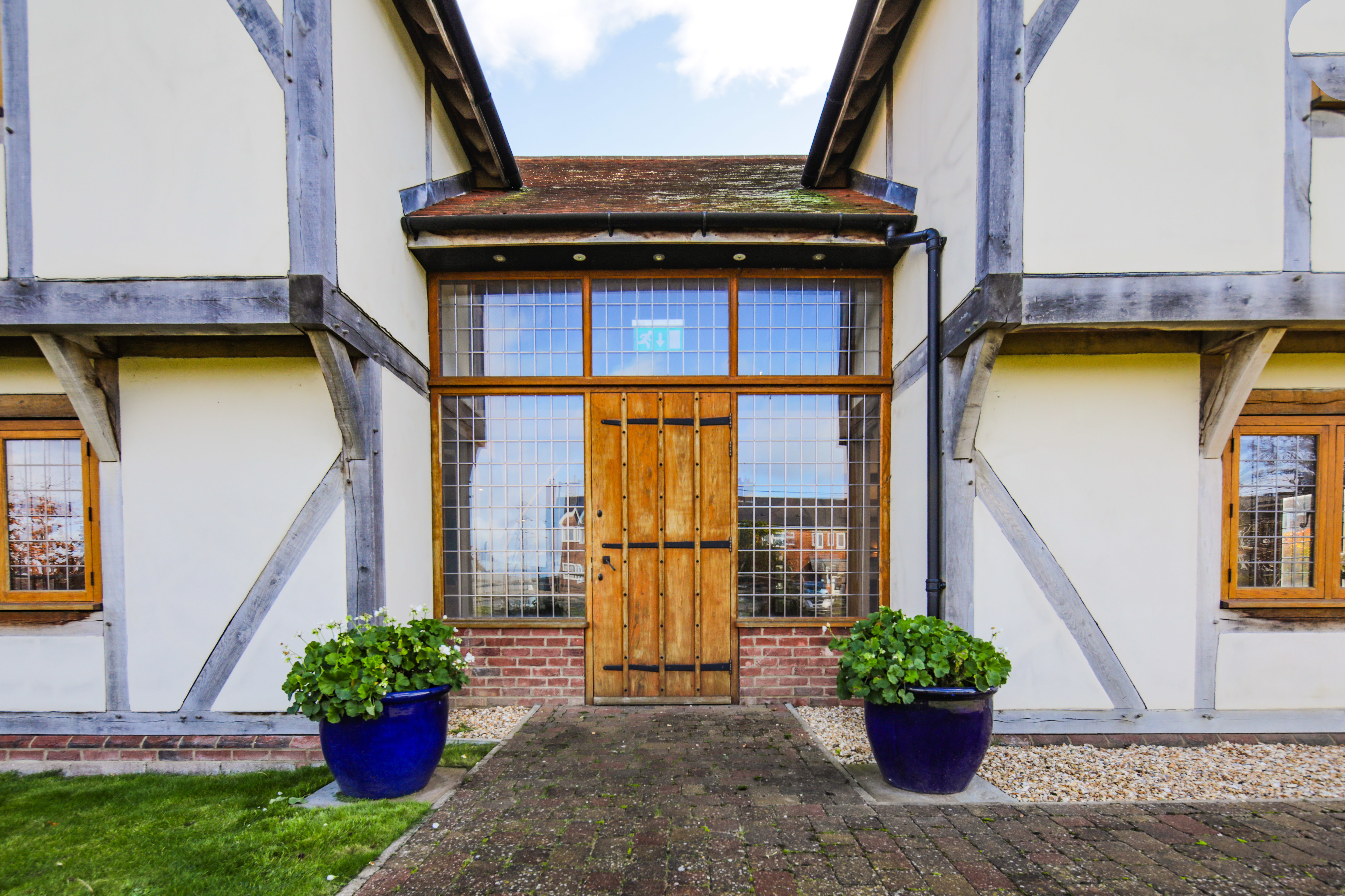 4,623 Sq Ft , The Farmhouse OX13 - Under Offer