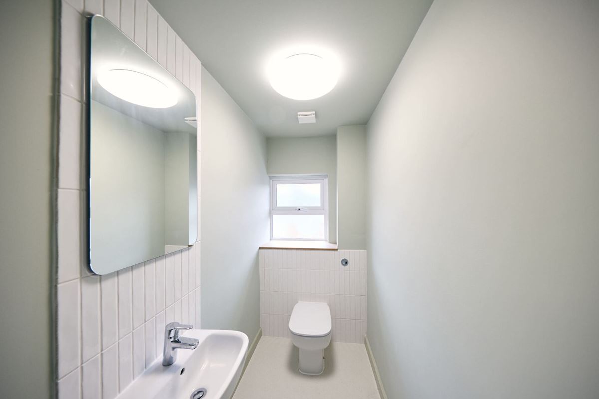 1,748 Sq Ft , First Floor 1-5 Buckingham Street OX1 - Available