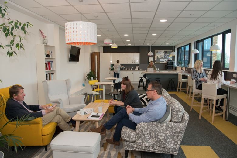 400 to 800 Sq Ft , Boston House Business Centre OX12 - Available