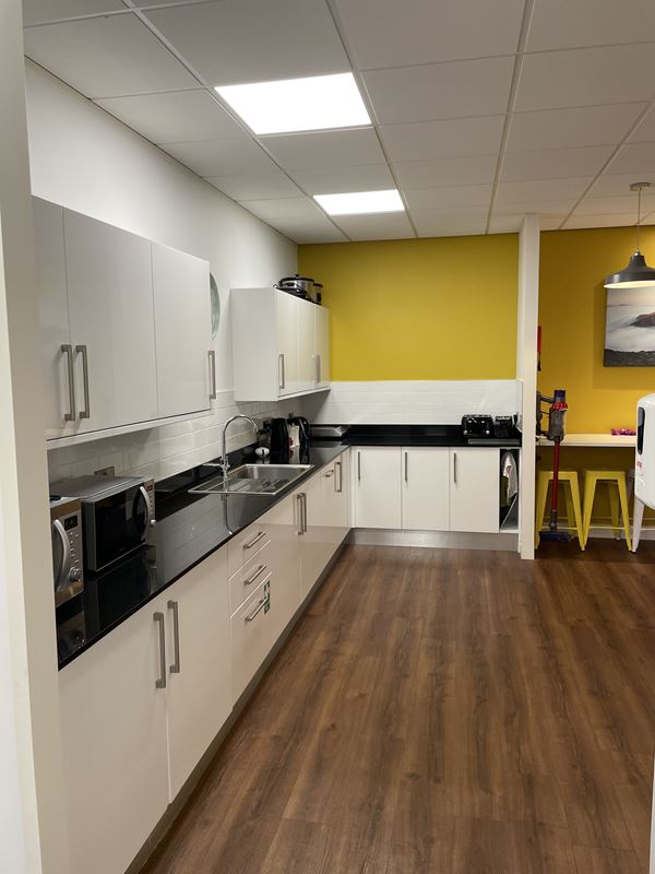 3,939 Sq Ft , Cardale Park HG3 - Under Offer