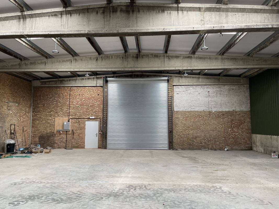 1,060 Sq Ft , Highview Farm, New Years Green Lane UB9 - Available