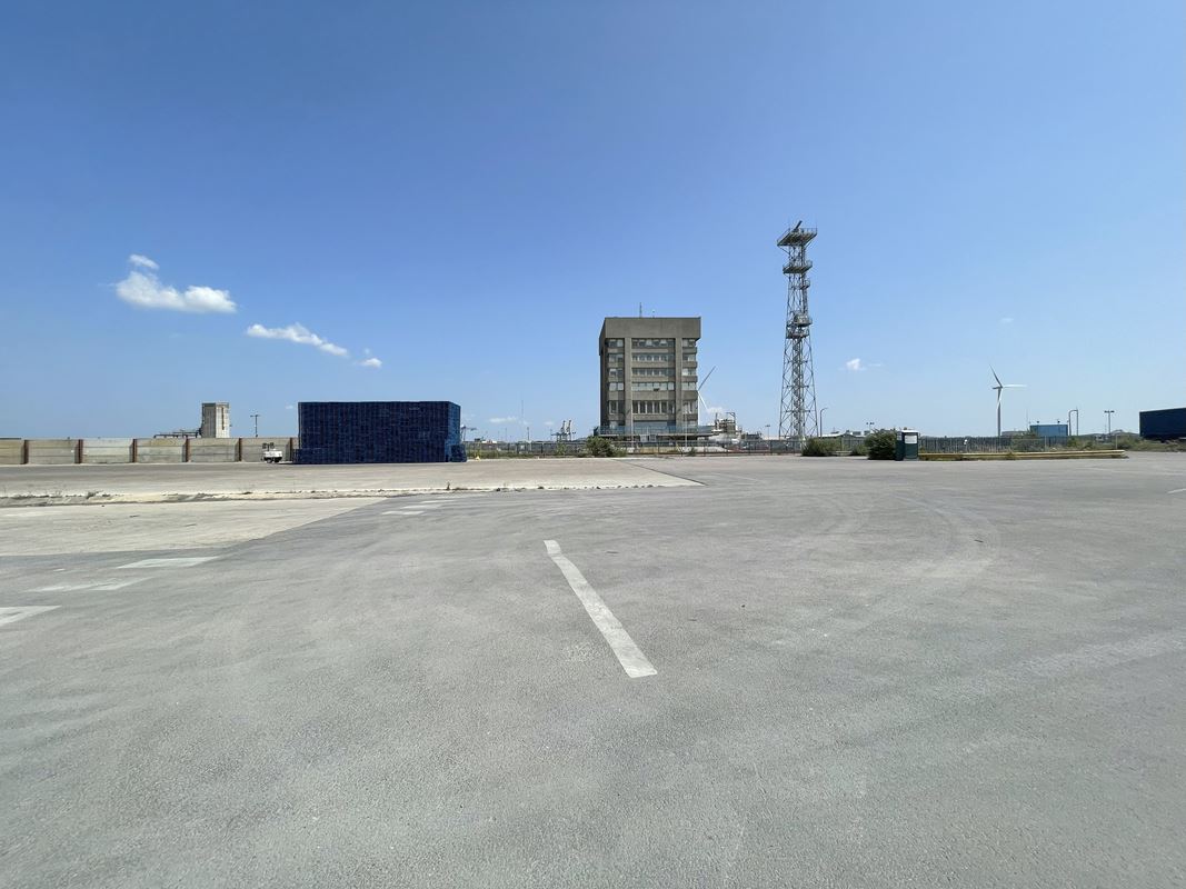 1 acres , Northfleet DA11 - Available