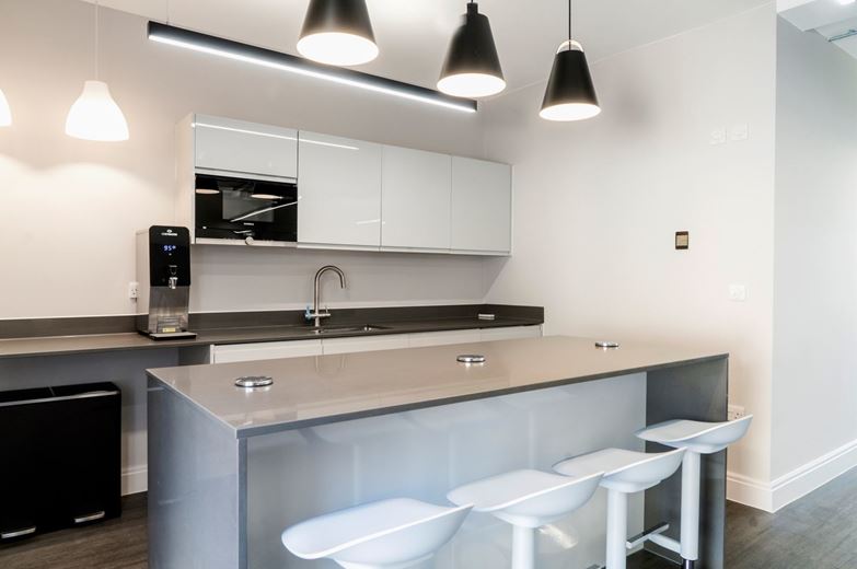 1,754 Sq Ft , 8 Hollybush Row OX1 - Available