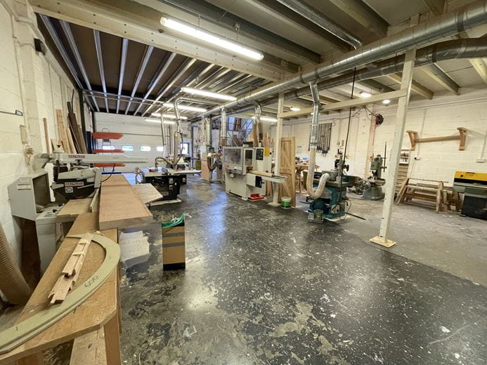 3,062 Sq Ft , Unit 2a Glenmore Business Centre OX29 - Available