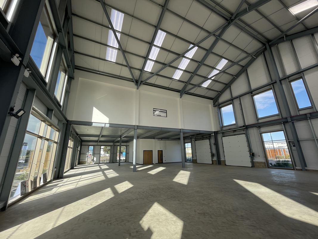 7,652 to 22,769 Sq Ft , Aerox 1, London Oxford Airport OX5 - Available