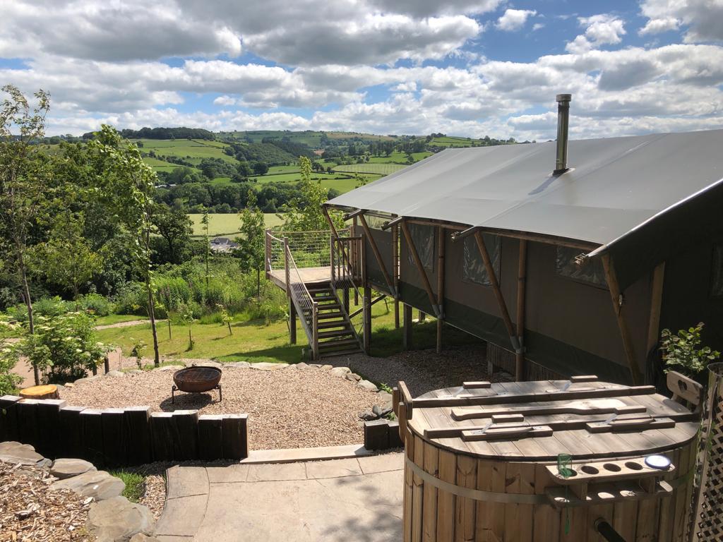 2.3 acres , Llangyniew SY21 - Available