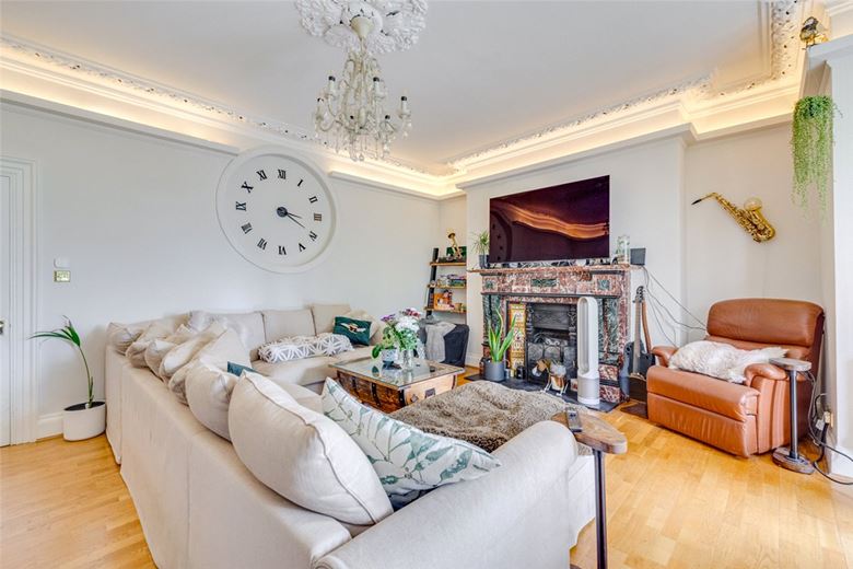 2 bedroom , Petersham Road, Richmond TW10 - Available
