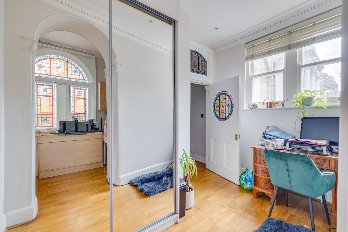 2 bedroom , Petersham Road, Richmond TW10 - Available