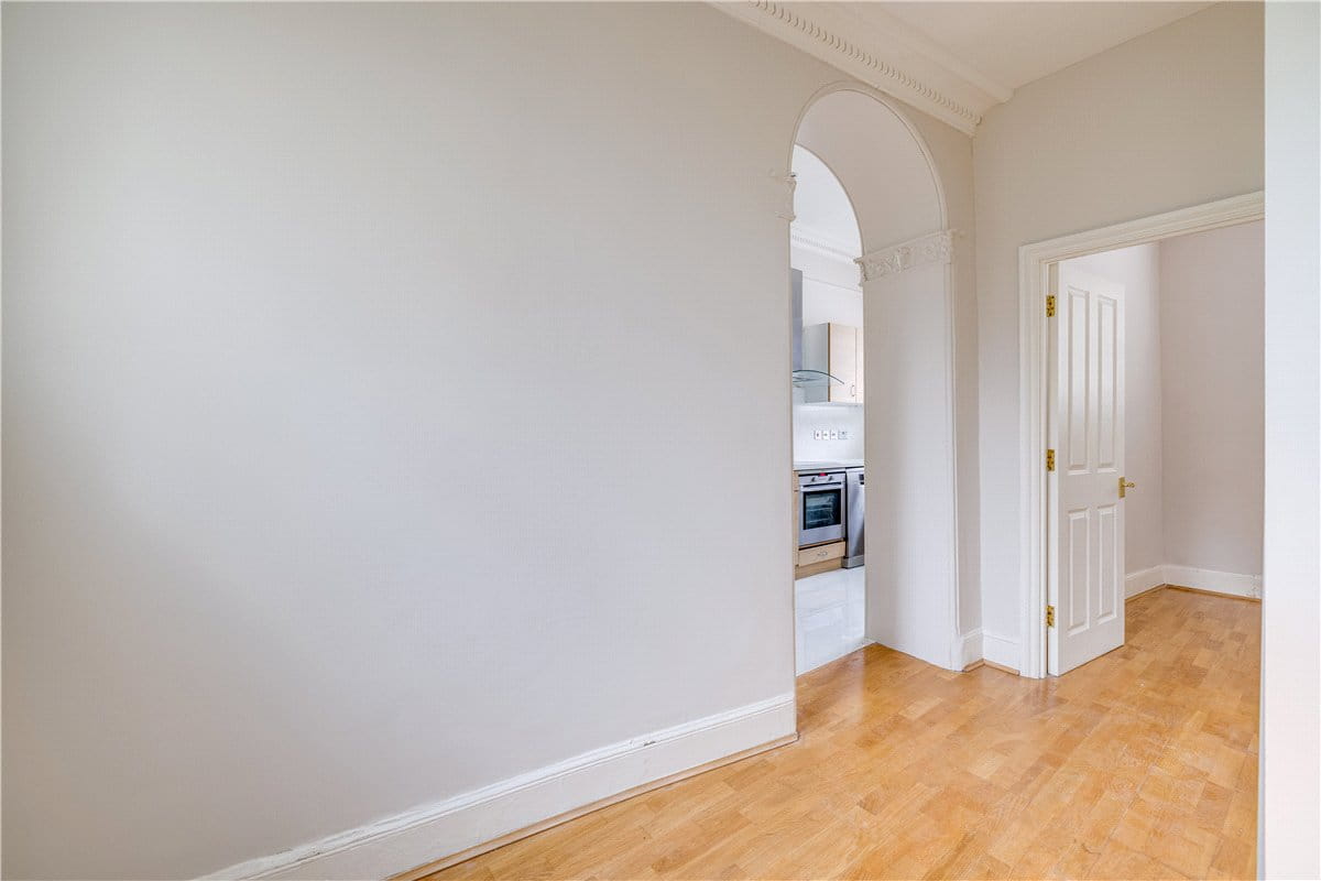 2 bedroom , Petersham Road, Richmond TW10 - Let Agreed