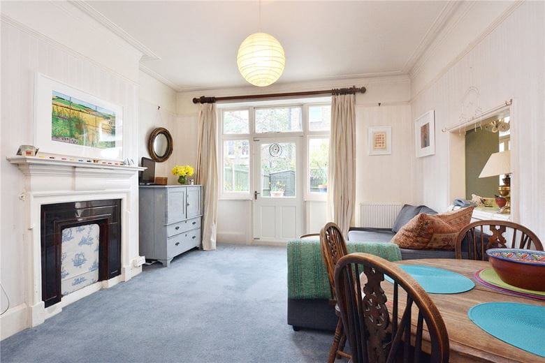 1 bedroom flat, Clavering Avenue, London SW13 - Let Agreed