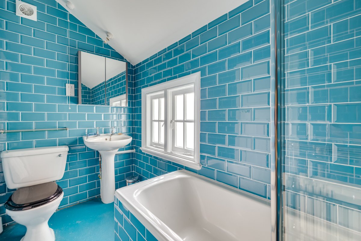  bedroom house, Kew Green, Richmond TW9 - Available