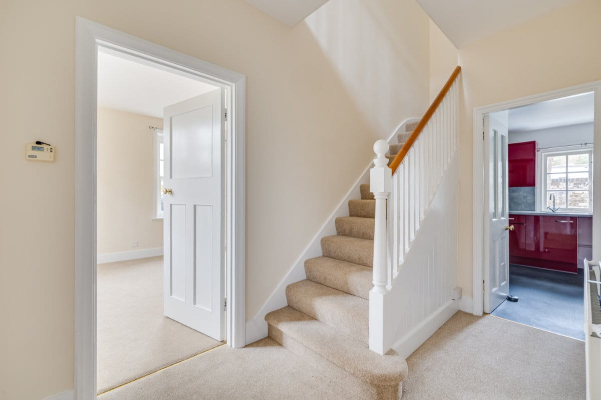  bedroom house, Kew Green, Richmond TW9 - Available