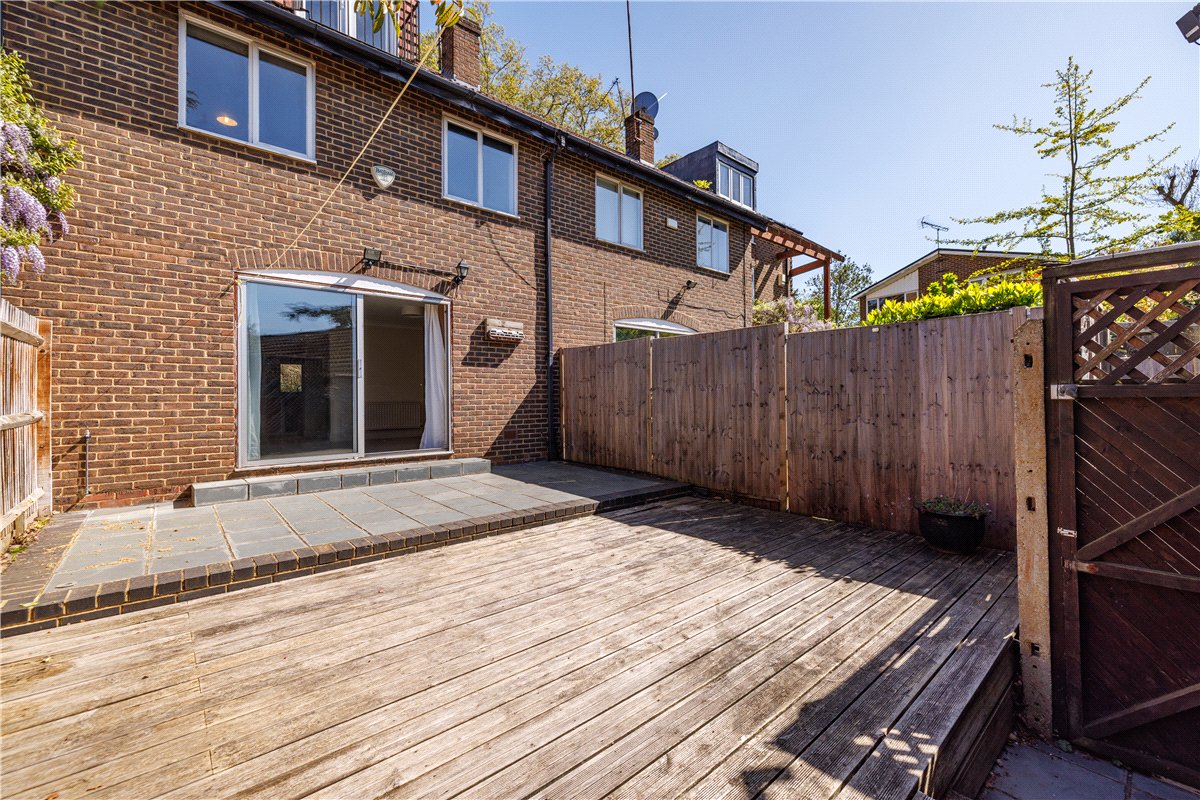 3 bedroom house, Lower Grove Road, Richmond TW10 - Let Agreed