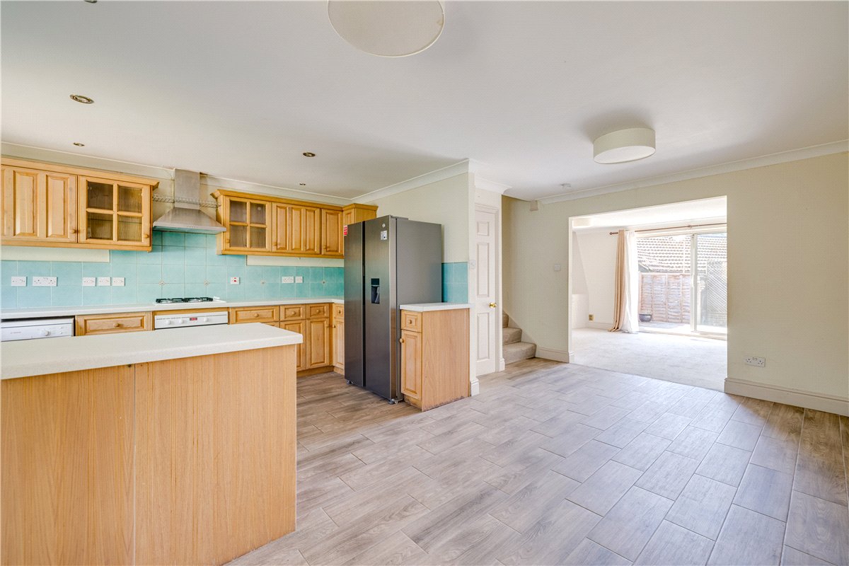 3 bedroom house, Lower Grove Road, Richmond TW10 - Let Agreed