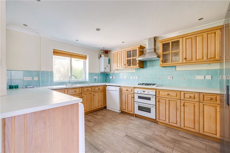 3 bedroom house, Lower Grove Road, Richmond TW10 - Let Agreed