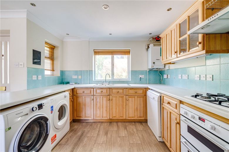 3 bedroom house, Lower Grove Road, Richmond TW10 - Let Agreed