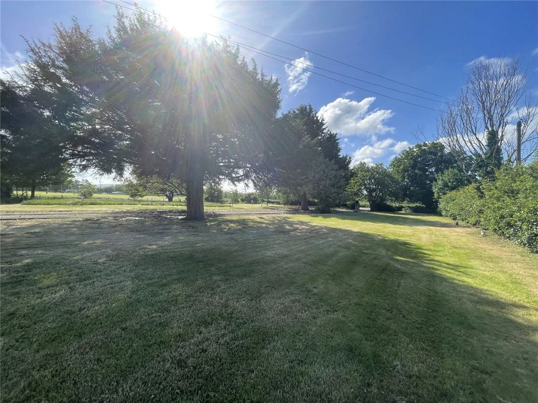 4 bedroom house, The Roe, St. Asaph LL17 - Let Agreed