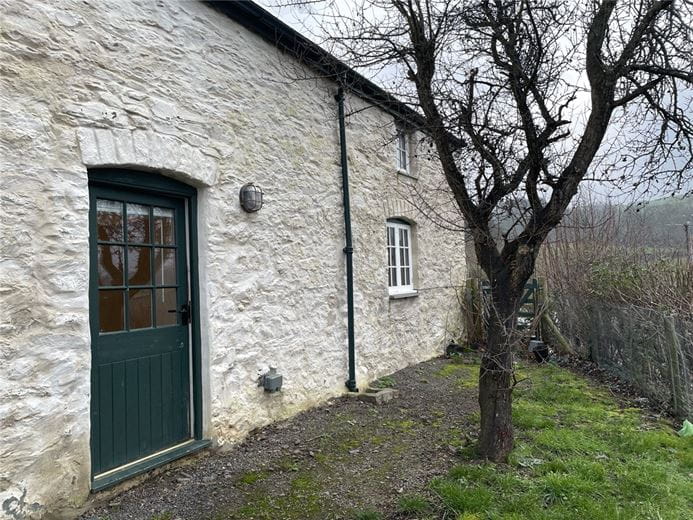  bedroom cottage, Ffordd Bodnant Uchaf, Eglwysbach LL28 - Available