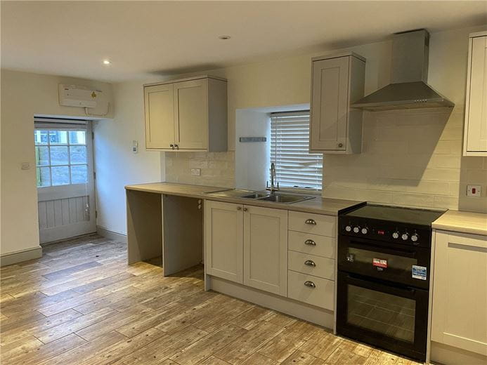  bedroom cottage, Ffordd Bodnant Uchaf, Eglwysbach LL28 - Available