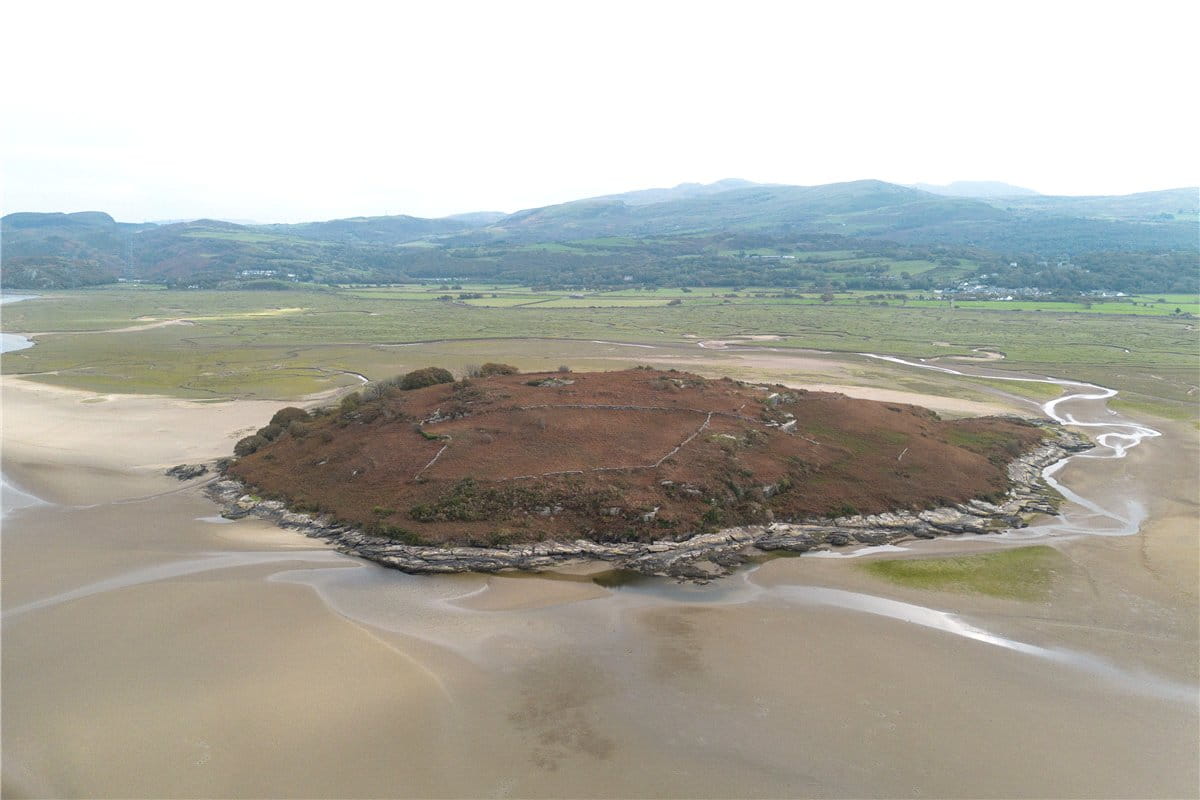 17.7 acres Land, Ynys, Talsarnau LL47 - Available