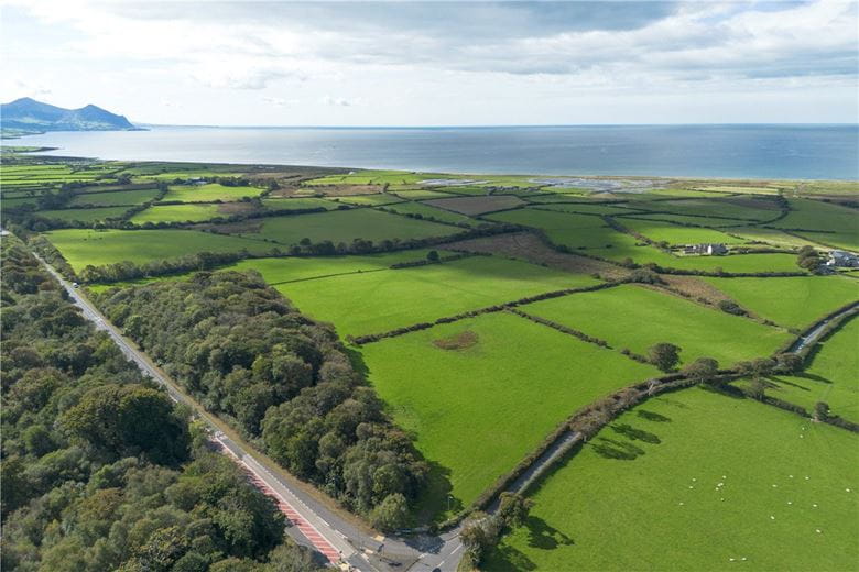 265 acres Farm, Pontllyfni, Caernarfon LL54 - Available