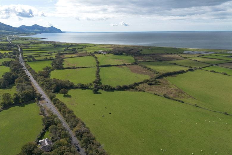 265 acres Farm, Pontllyfni, Caernarfon LL54 - Available