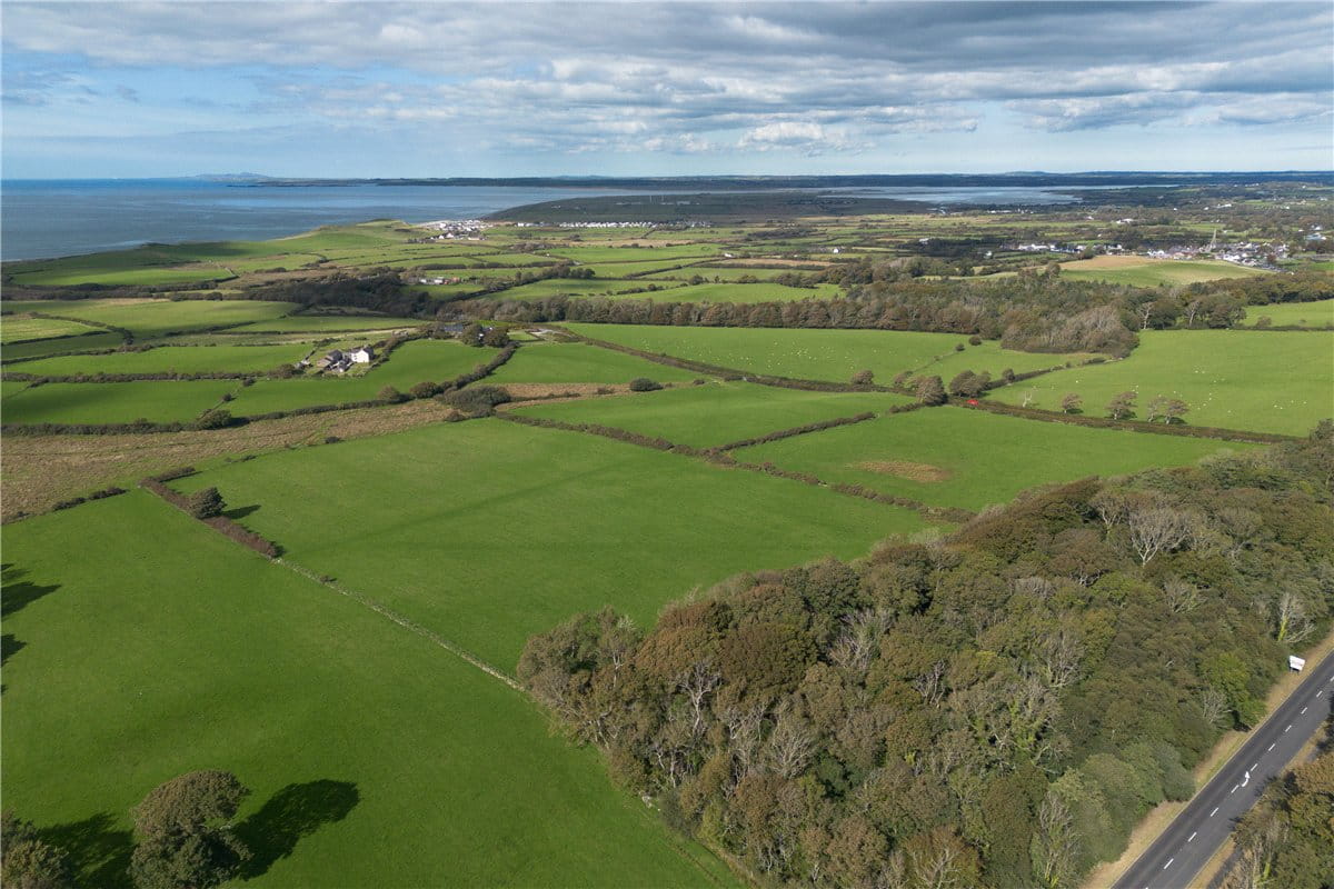 265 acres Farm, Pontllyfni, Caernarfon LL54 - Available