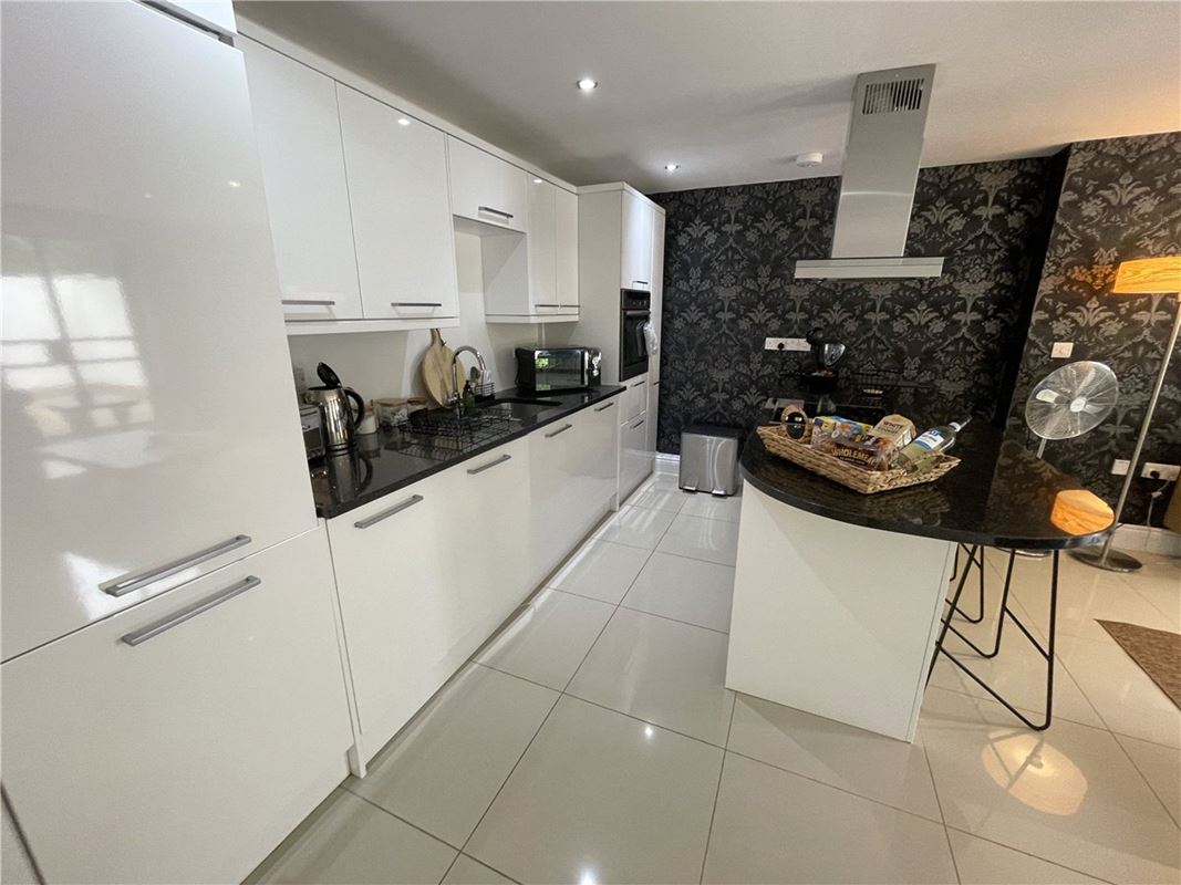 2 bedroom flat, Brockham End Mews, Brockham End BA1