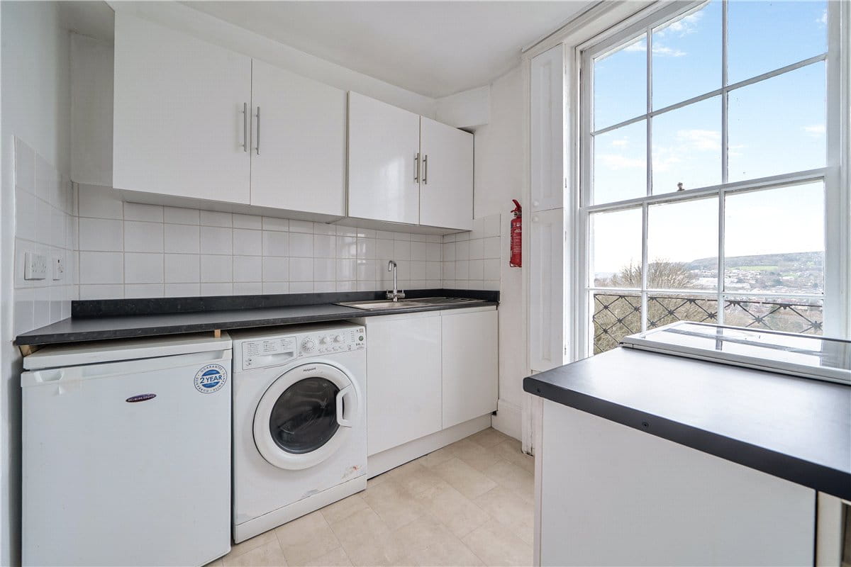 1 bedroom flat, Ainslies Belvedere, Bath BA1 - Let Agreed