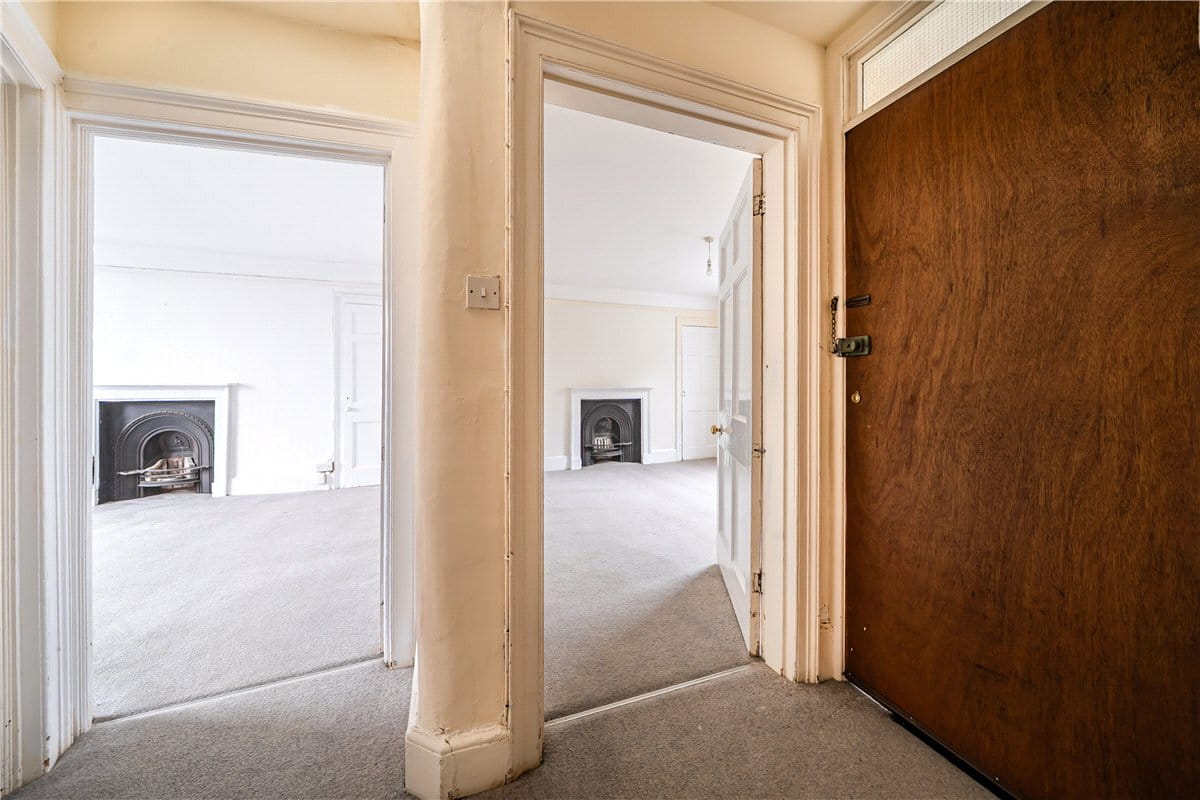 1 bedroom flat, Ainslies Belvedere, Bath BA1 - Let Agreed