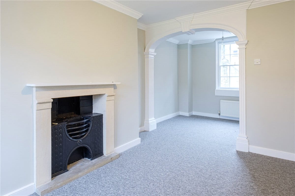 3 bedroom house, Beauford Square, Bath BA1 - Let Agreed