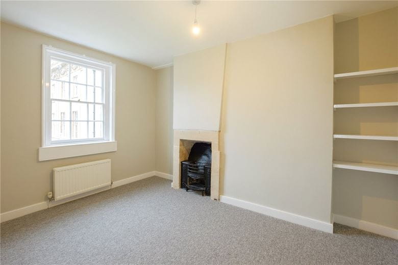 3 bedroom house, Beauford Square, Bath BA1 - Let Agreed