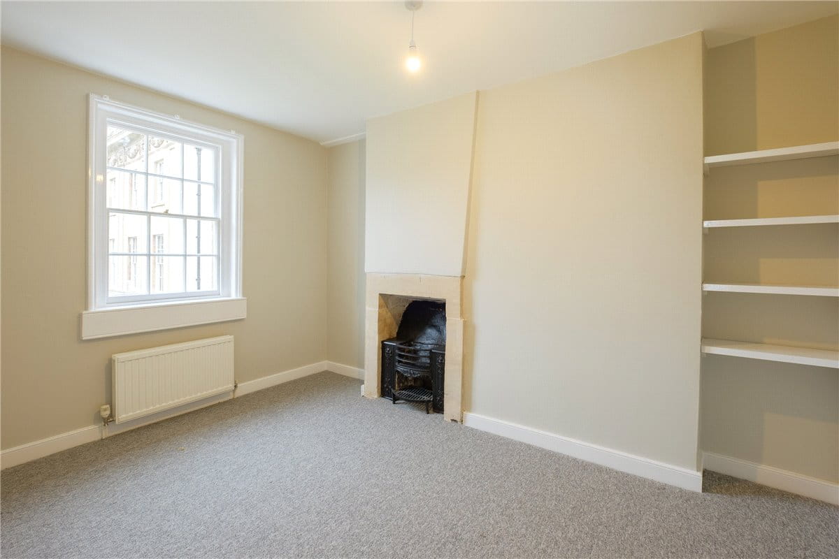 3 bedroom house, Beauford Square, Bath BA1 - Let Agreed