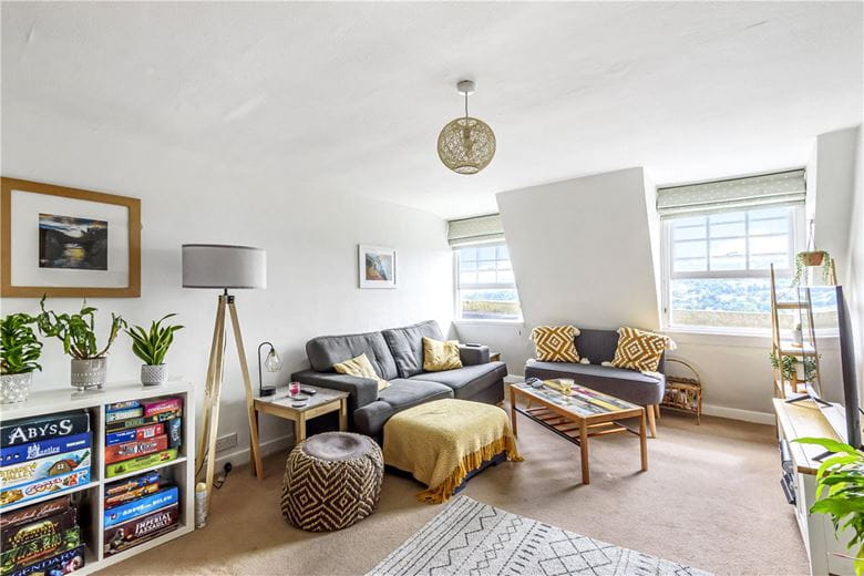 2 bedroom flat, Camden Crescent, Bath BA1